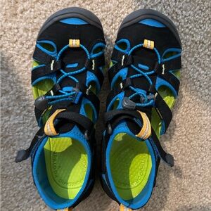 Keen Kids Seacamp Sandals - Black,Blue, and Yellowish green.  Good condition